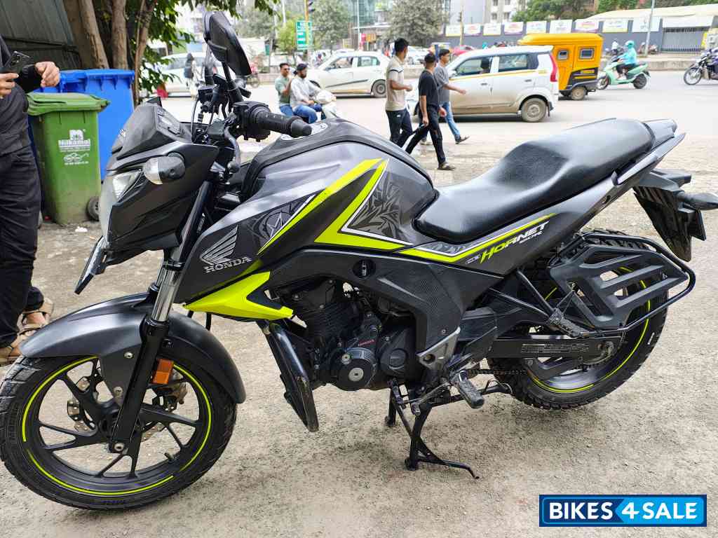 Honda CB Hornet 160R