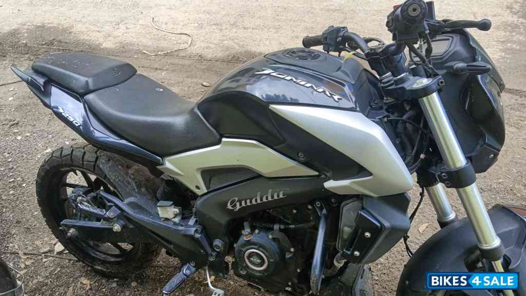 Bajaj Dominar 250 2022