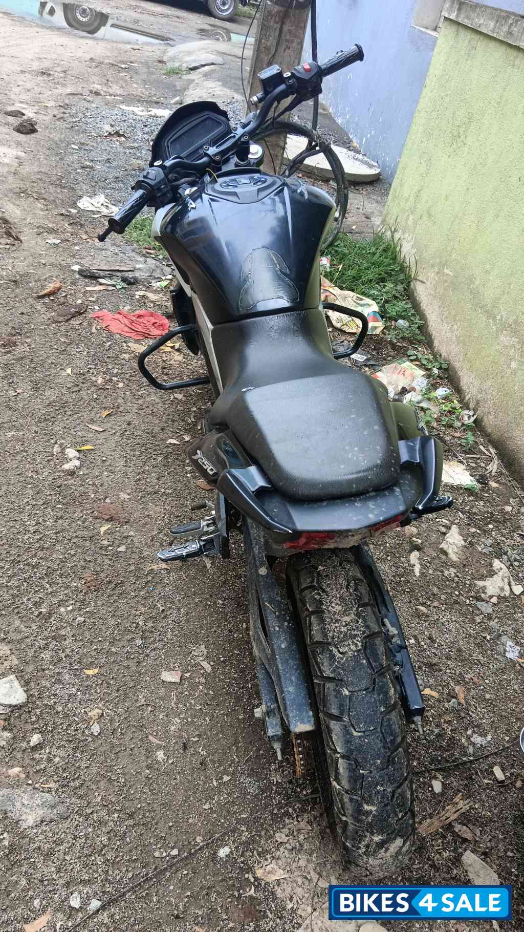 Bajaj Dominar 250 2022