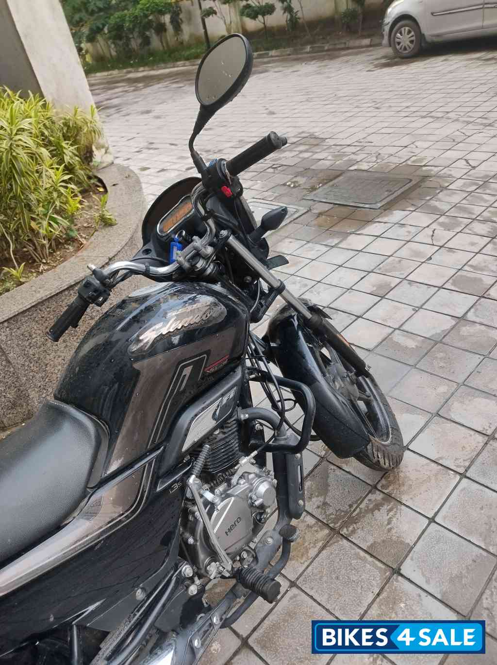 Black Hero Super Splendor XTEC