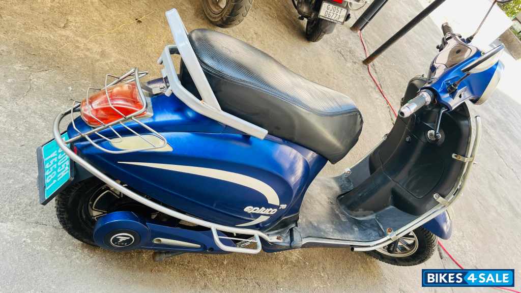 Blue Pure EV epluto 7G