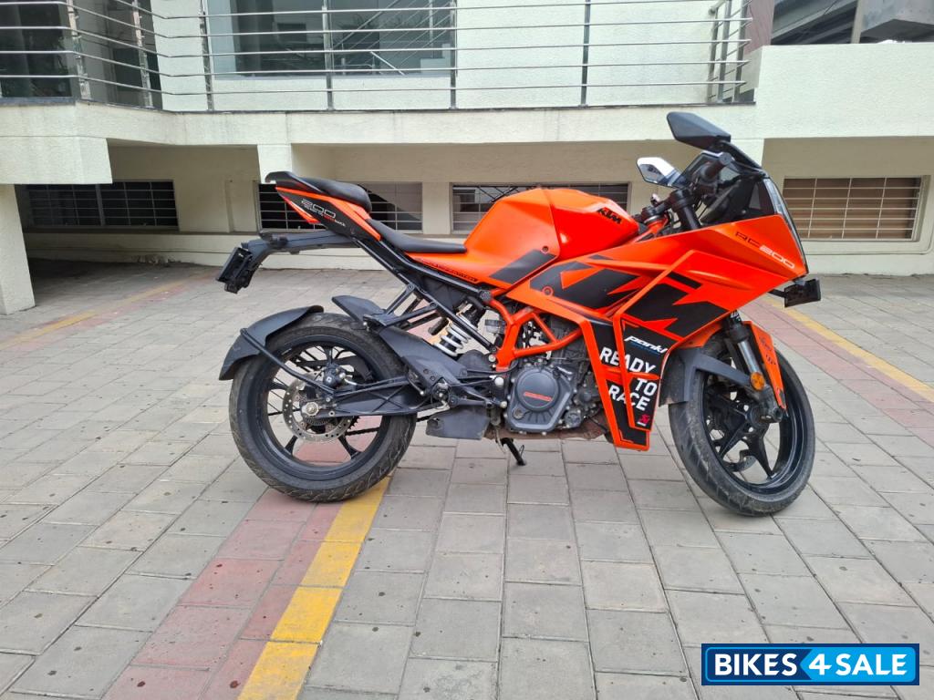 KTM RC 200 2022