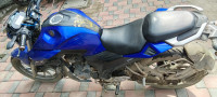 Blue Yamaha FZS 25