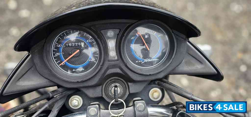 Black Honda Shine 125