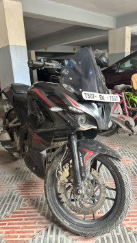 Bajaj Pulsar RS 200