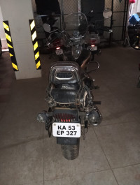 Golden Bajaj Avenger Cruise 220