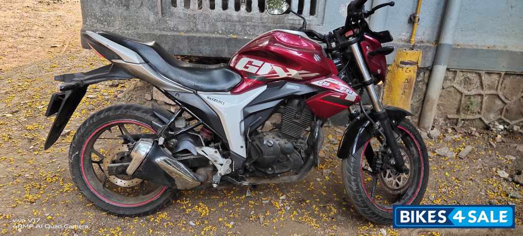 Suzuki Gixxer ABS