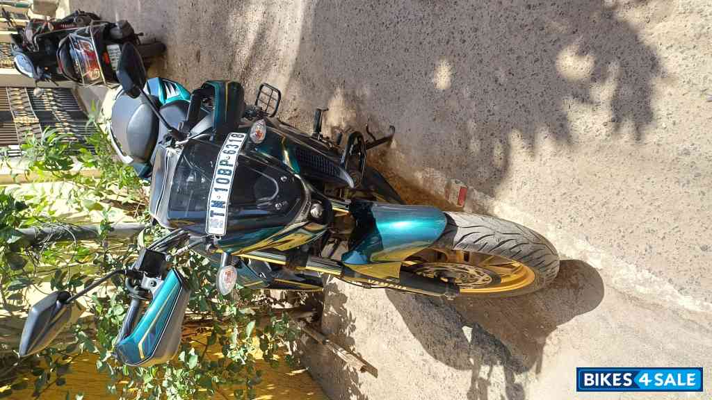 Cyan Mettallic Yamaha FZS 25 BS6