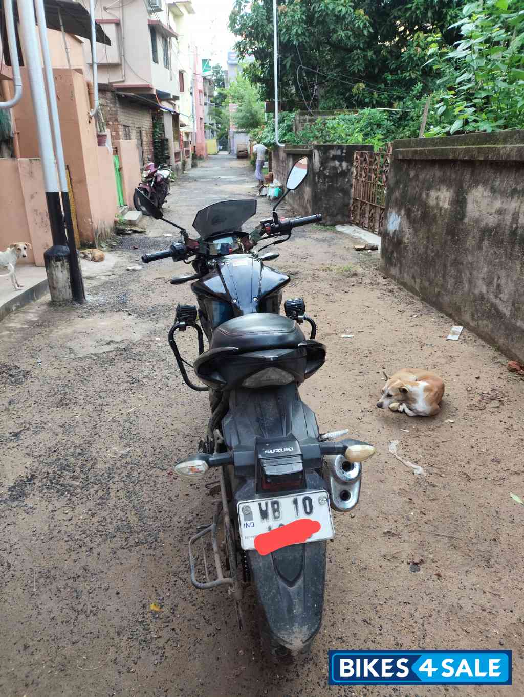 Black Suzuki Gixxer 150