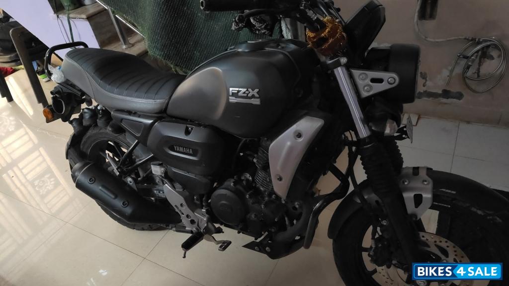 Matte Black Yamaha FZ-X