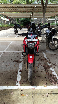 Red TVS Apache RTR 200 4V Race Edition 2.0