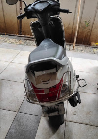 White Honda Activa 3G