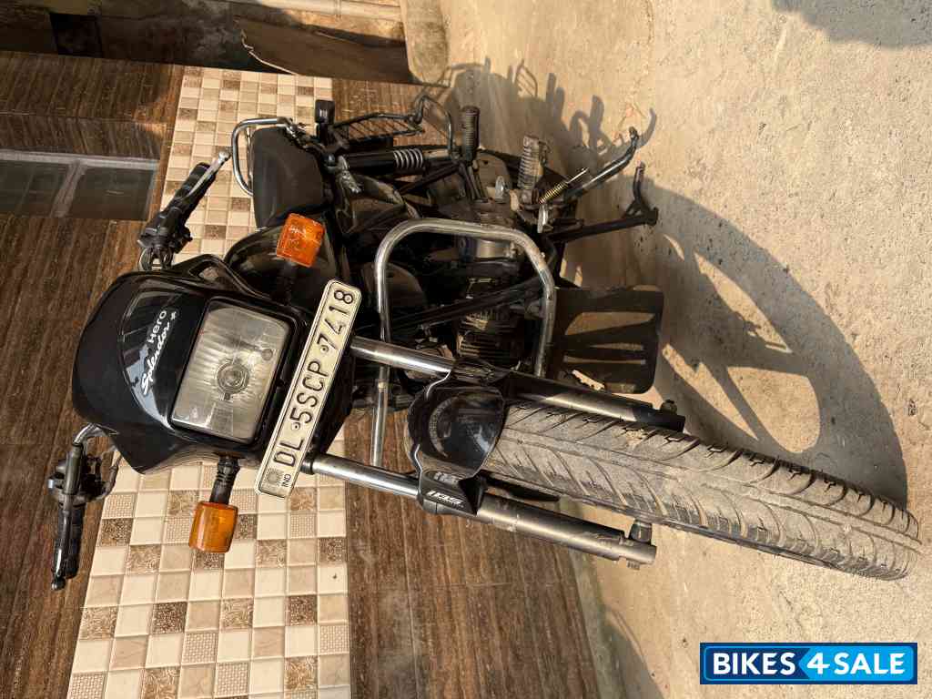 Stealth Black Hero Splendor Plus BS6