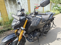 Black / Red Hero Xtreme 160R 4V 2024