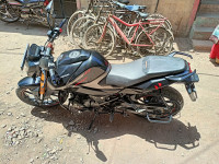 Black / Red Hero Xtreme 160R 4V 2024