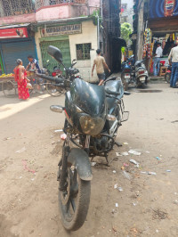 Black Bajaj Pulsar 150