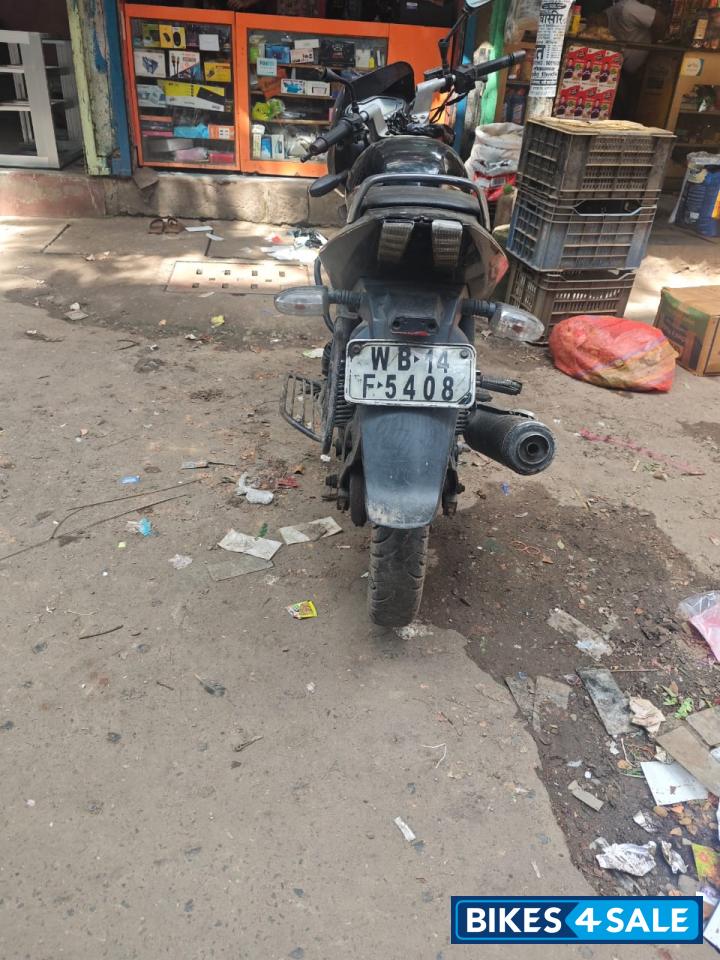 Black Bajaj Pulsar 150 Black Bajaj Pulsar 150