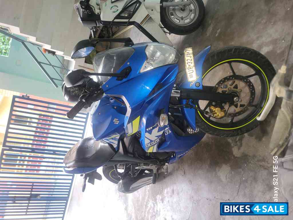 Suzuki Gixxer SF