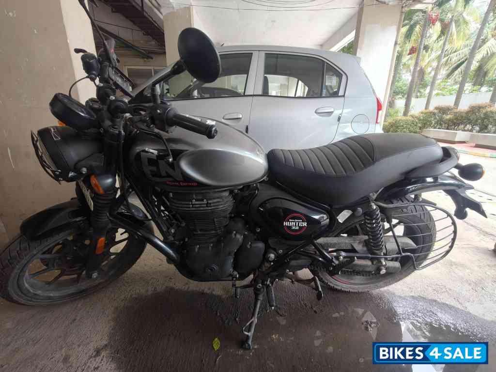 Royal Enfield Hunter 350 Metro