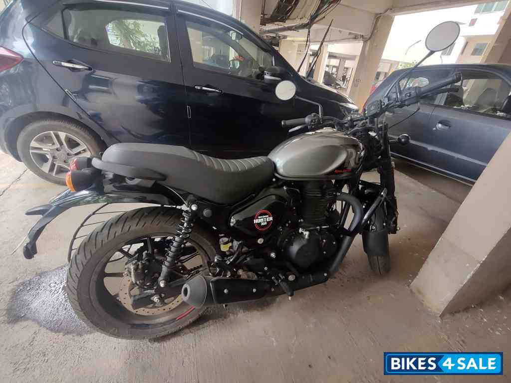 Royal Enfield Hunter 350 Metro