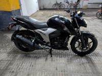 TVS Apache RTR 160 4V