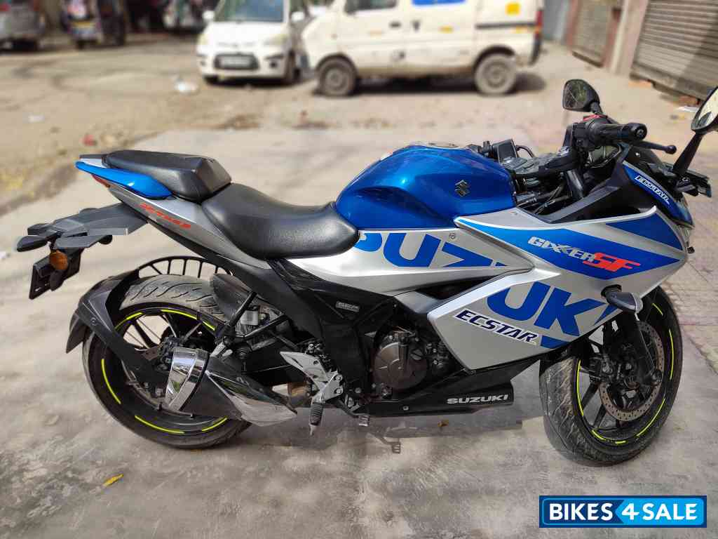 Suzuki Gixxer SF 250 BS6