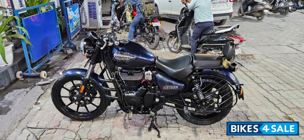 Blue Royal Enfield Meteor 350 Stellar