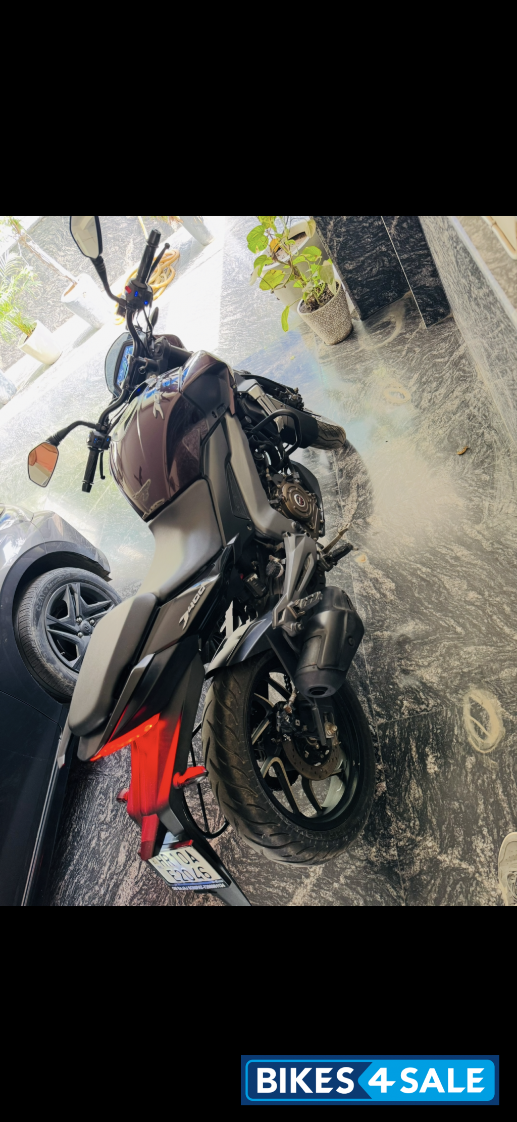 Bajaj Dominar 400 Disc