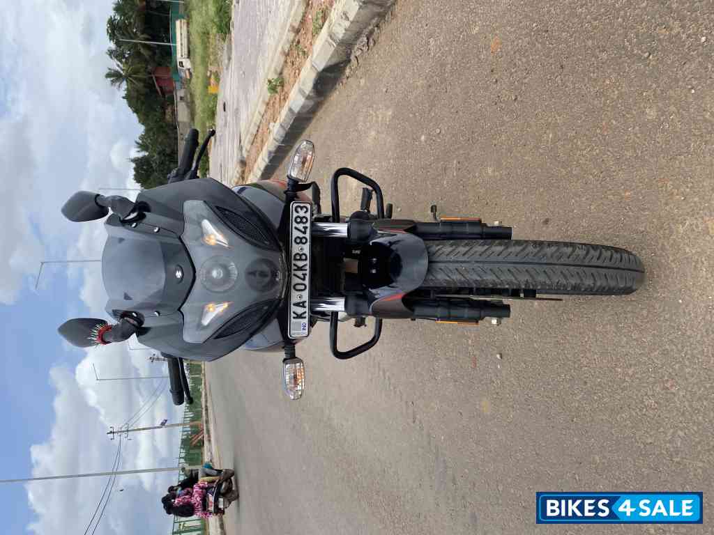 Ebony Black Red Bajaj Pulsar 220F BS6