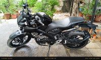 Black Yamaha MT-15 BS6