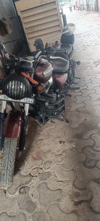 Red Royal Enfield Meteor 350 Stellar