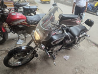Auburn Black Bajaj Avenger Cruise 220