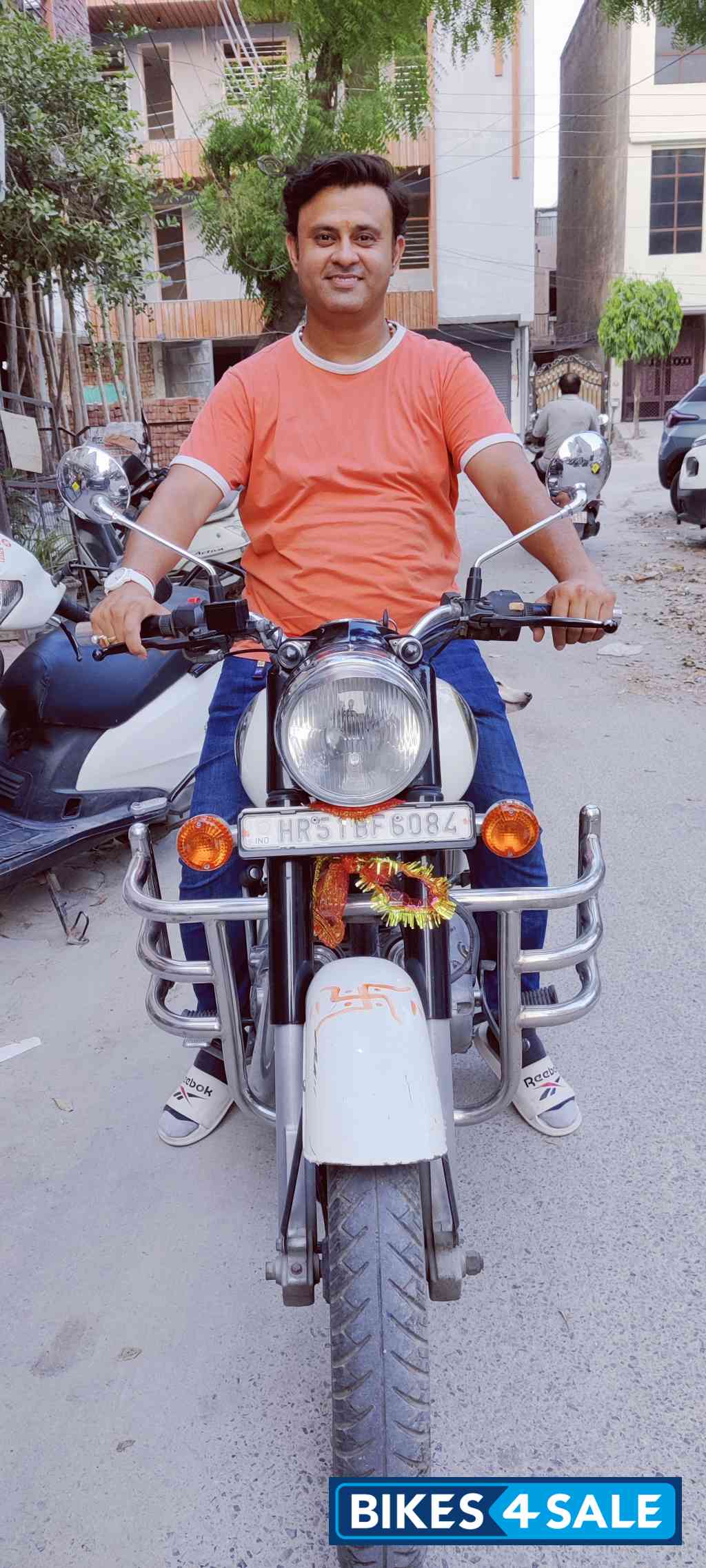 White With Black Royal Enfield Classic 350