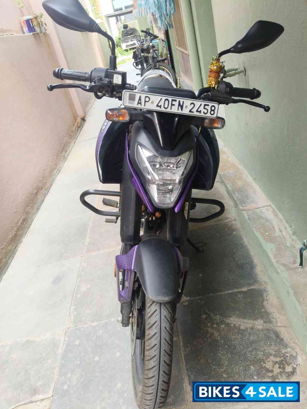 Bajaj Pulsar N125