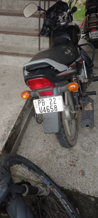 Black Bajaj CT 100