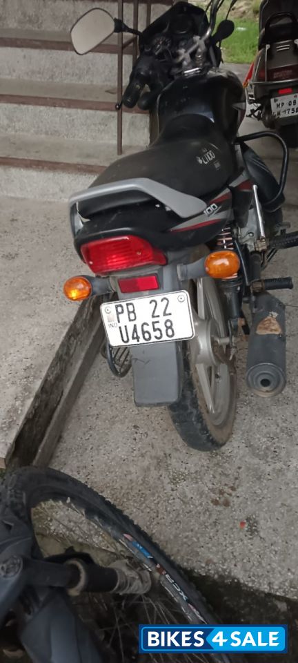 Black Bajaj CT 100 Black Bajaj CT 100