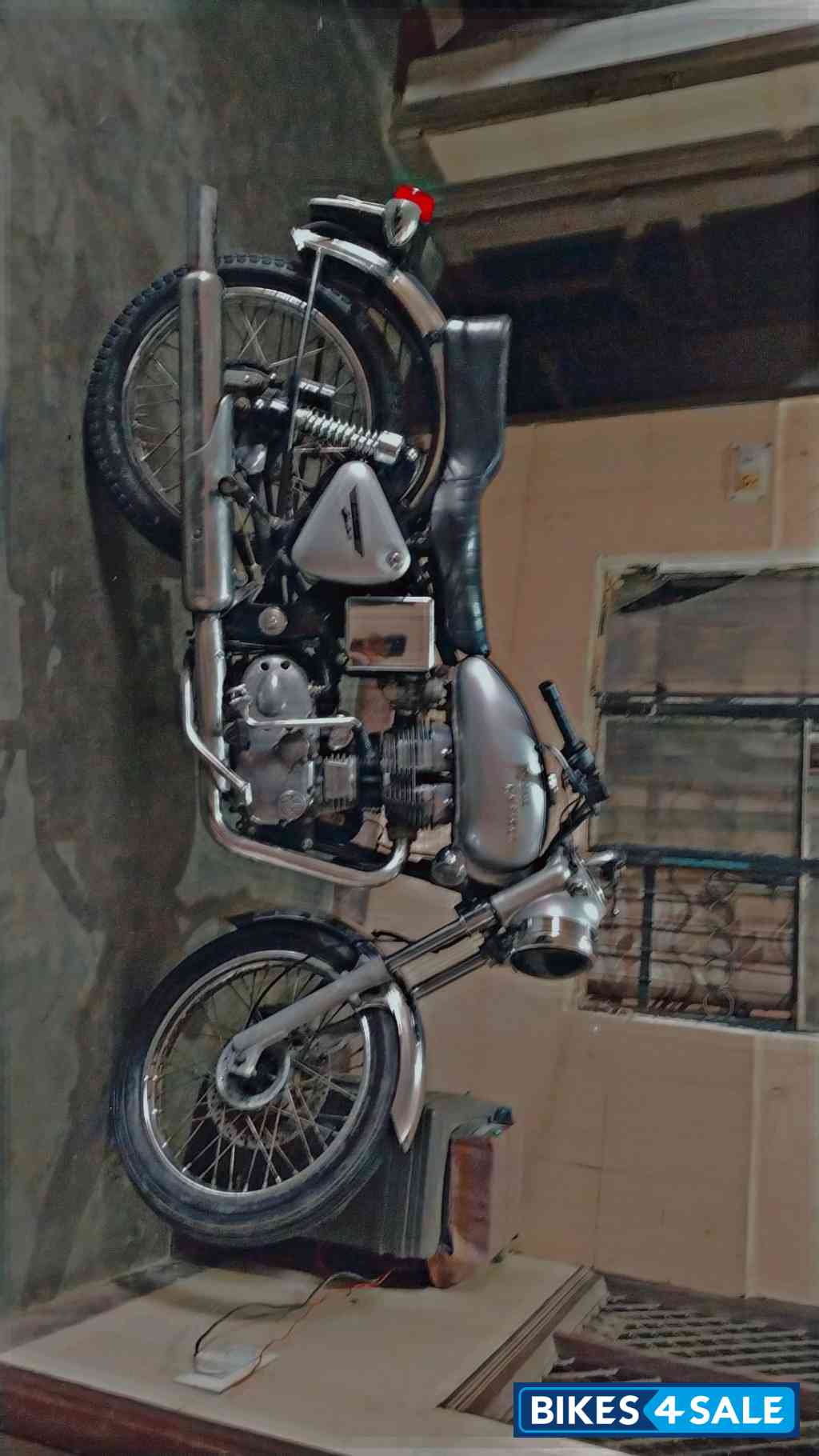 Silver Royal Enfield Bullet Electra Twinspark