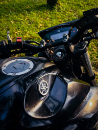 Black Yamaha FZS 25 BS6
