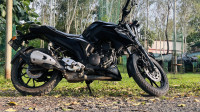 Black Yamaha FZS 25 BS6