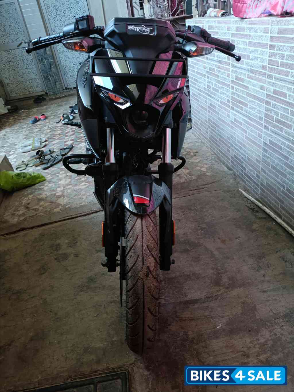 Black Bajaj Pulsar N160 Dual Channel ABS
