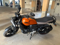 Mat Dull Orange Yamaha FZ-X