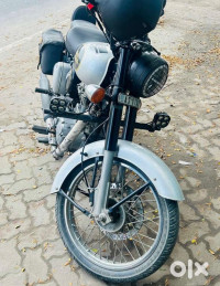 Royal Enfield Classic 350 BS VI