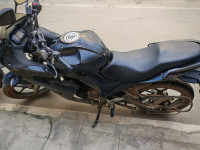 Black Suzuki Gixxer
