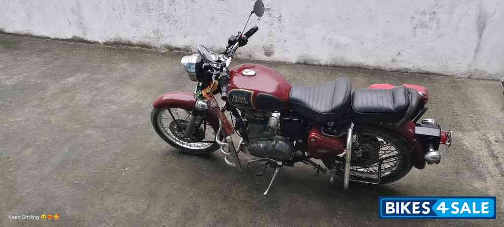 Red Royal Enfield Classic 350