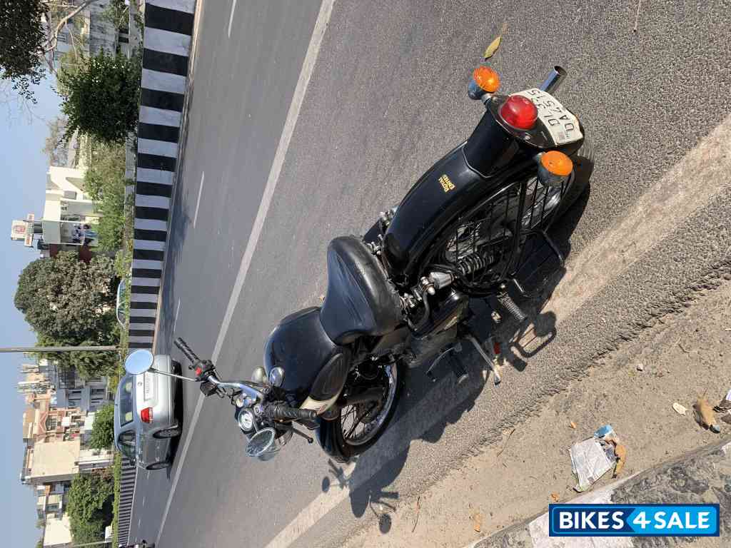 Royal Enfield Classic 350 Royal Enfield Classic 350