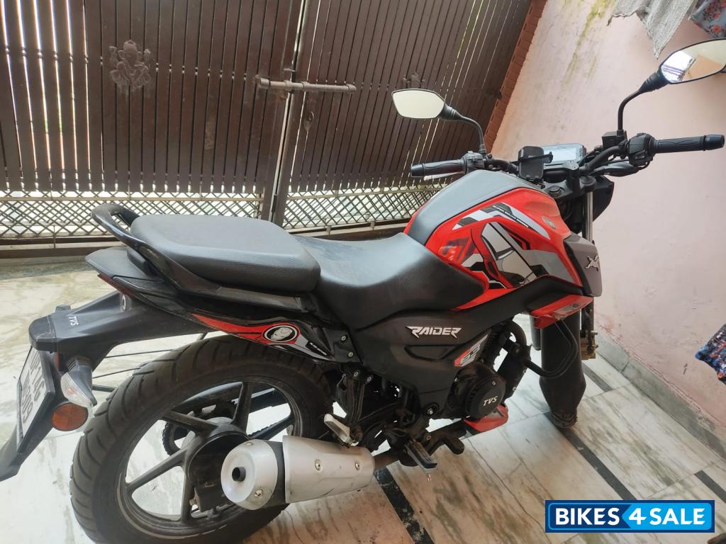 Red TVS Raider Iron Man Edition