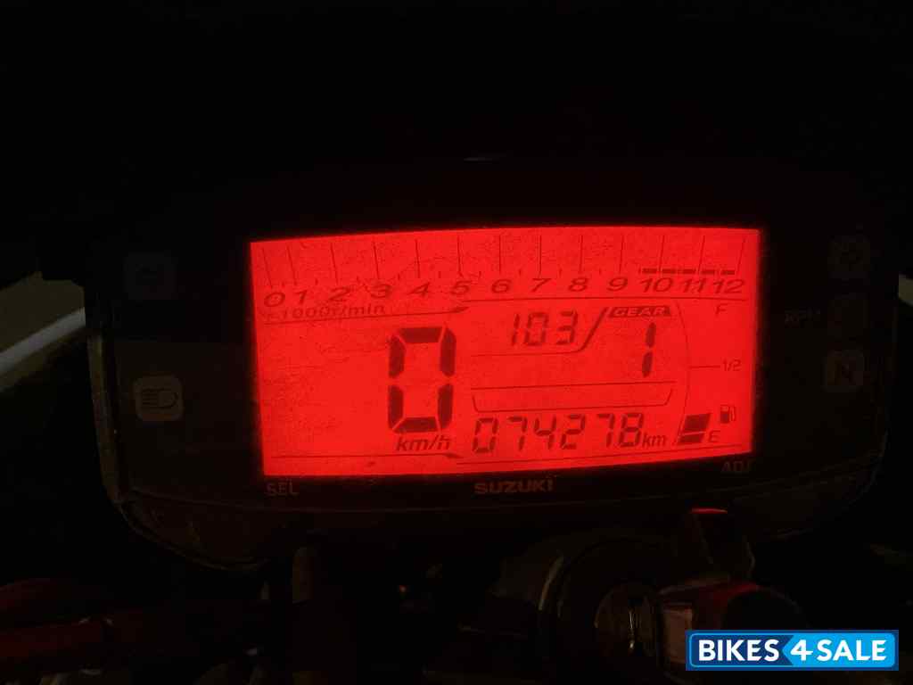 Grey Suzuki Gixxer 150