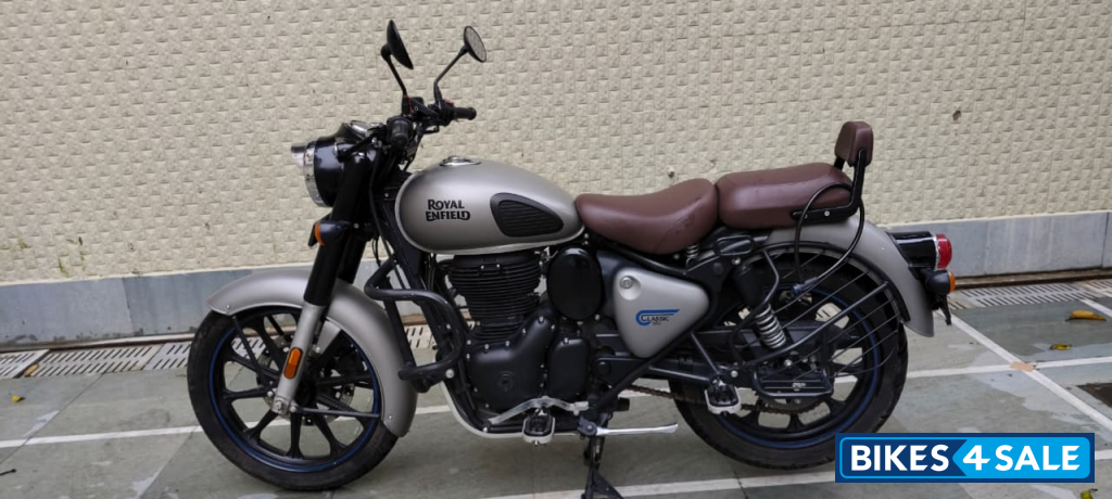 Gunmetal Grey Royal Enfield Classic 350 2021