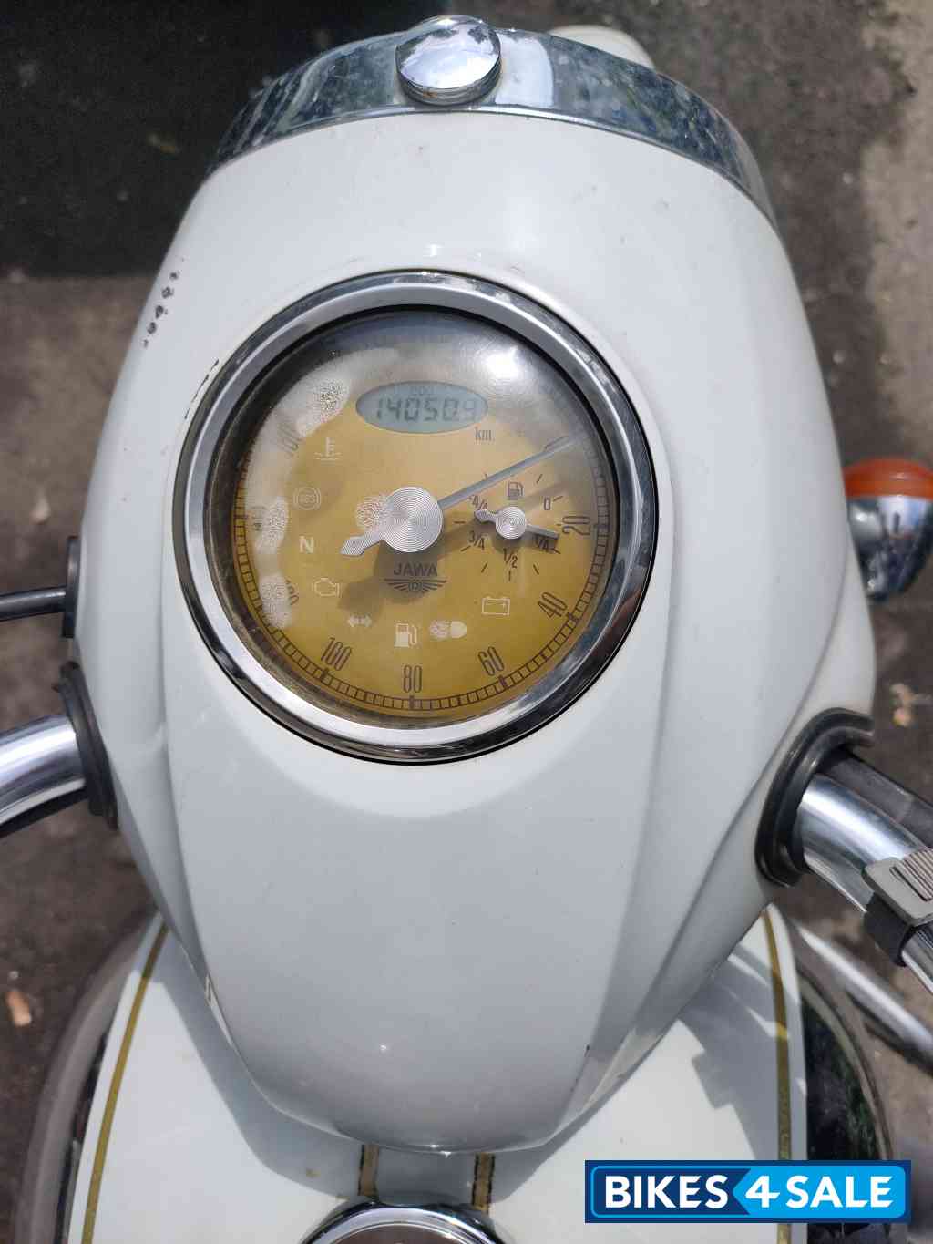 White Jawa Jawa