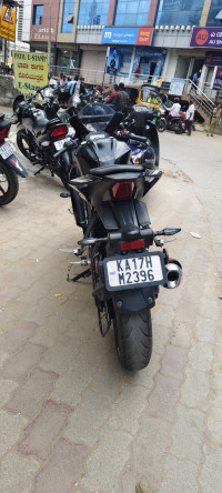 Dark Night Yamaha R15 V4